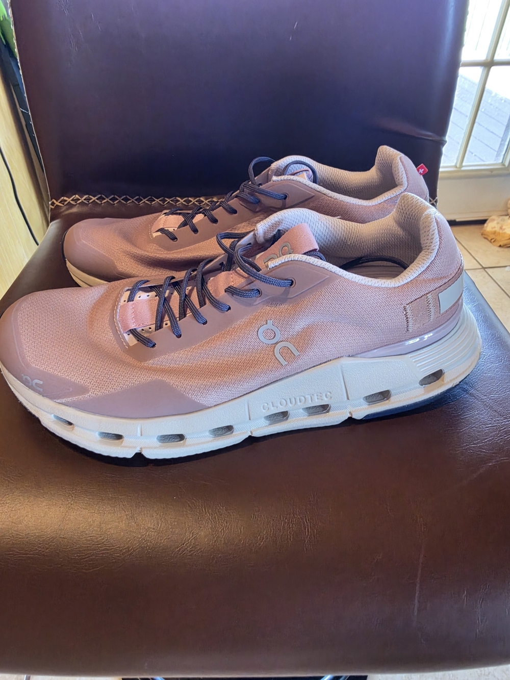 On Running Cloudtec Women's Running Shoes - Pink